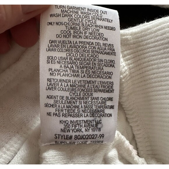 Juicy Couture Size 12 Months Baby Sweater Rainbow Embroidered Brand Quilted - Picture 7 of 7